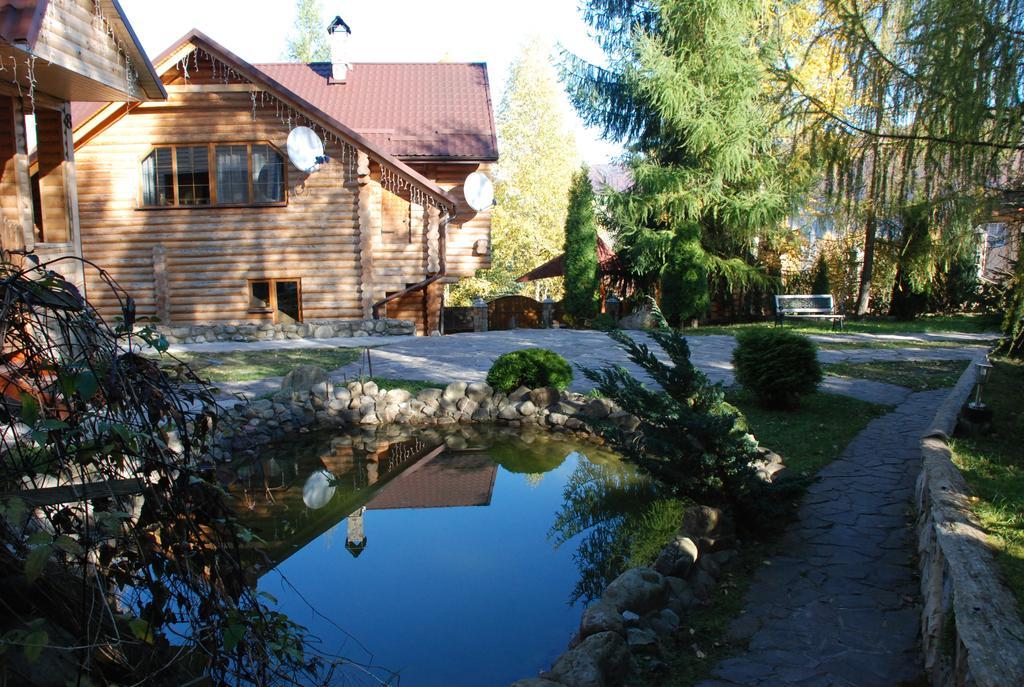 Kraevyd Hotel Jaremcze Zewnętrze zdjęcie